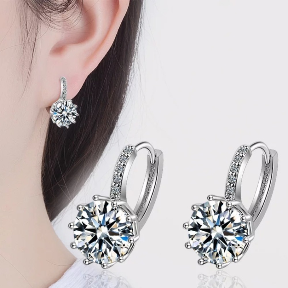 NEW Bling Drop Diamond Silver Earrings
0497 - Picture 5 of 5